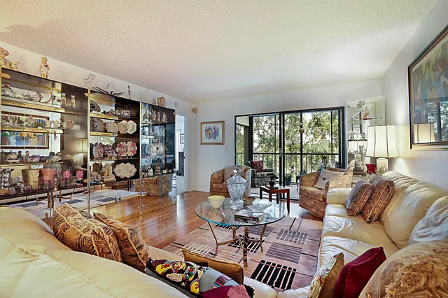 $235,000 | 6037 Pointe Regal Circle, Unit 403, Delray Beach, FL 33484