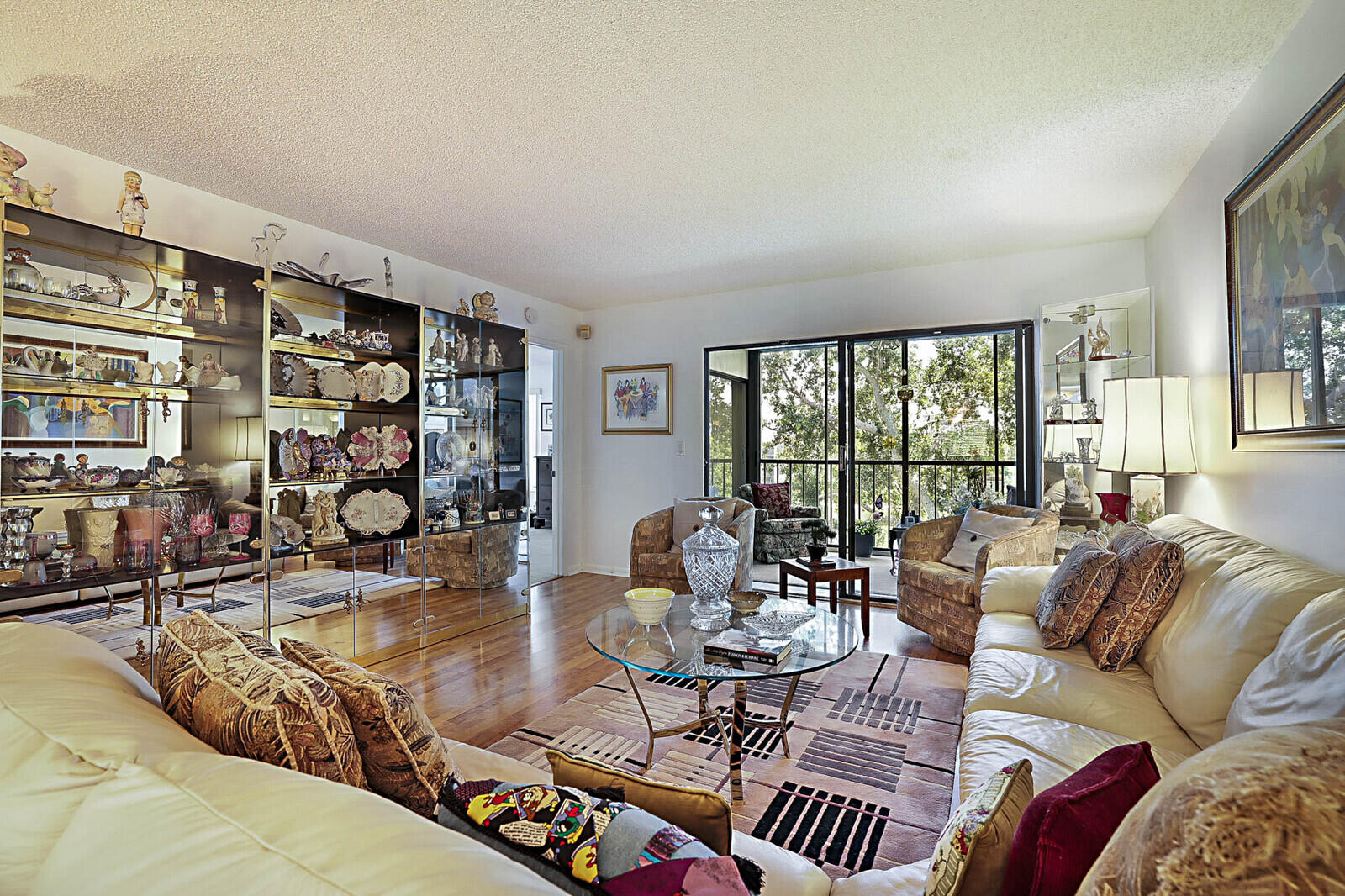 6037 Pointe Regal Circle, Unit 403 Delray Beach, FL 33484 - Photo 3 of 24 03_6037_Pointe_Regal_Circle_Apt_403_3_ml