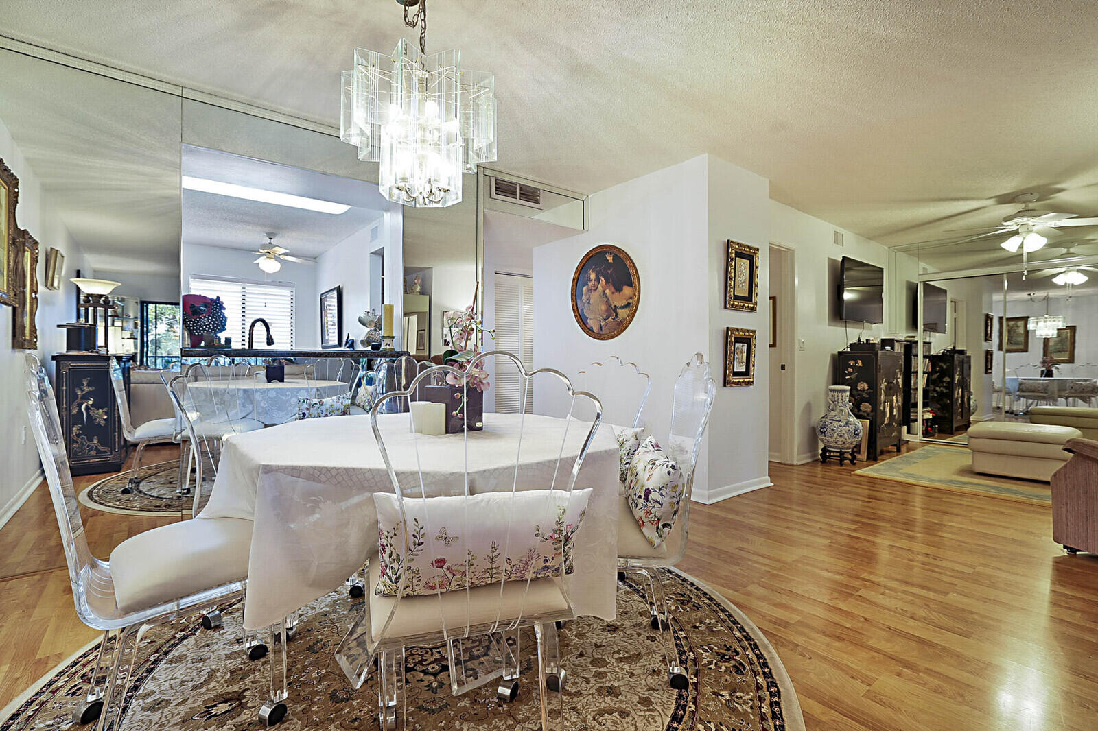 6037 Pointe Regal Circle, Unit 403 Delray Beach, FL 33484 - Photo 9 of 24 09_6037_Pointe_Regal_Circle_Apt_403_9_ml