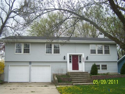1245 Nottingham Lane Hoffman Estates, IL 60169 - Photo 1 of 1