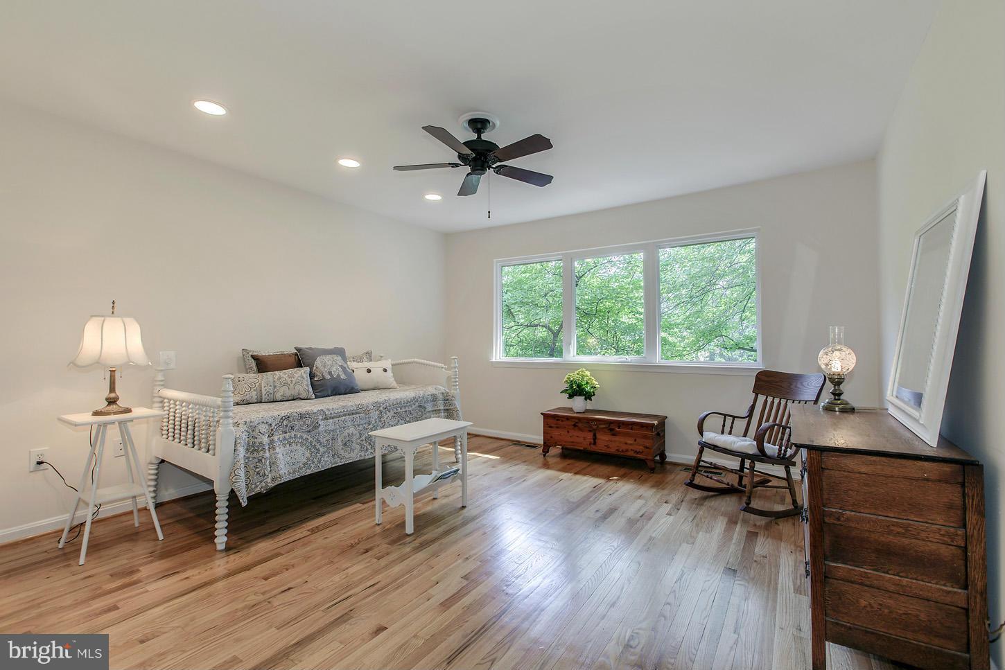 11719 Indian Ridge Road Reston, VA 20191 - Photo 19 of 29 Bedroom