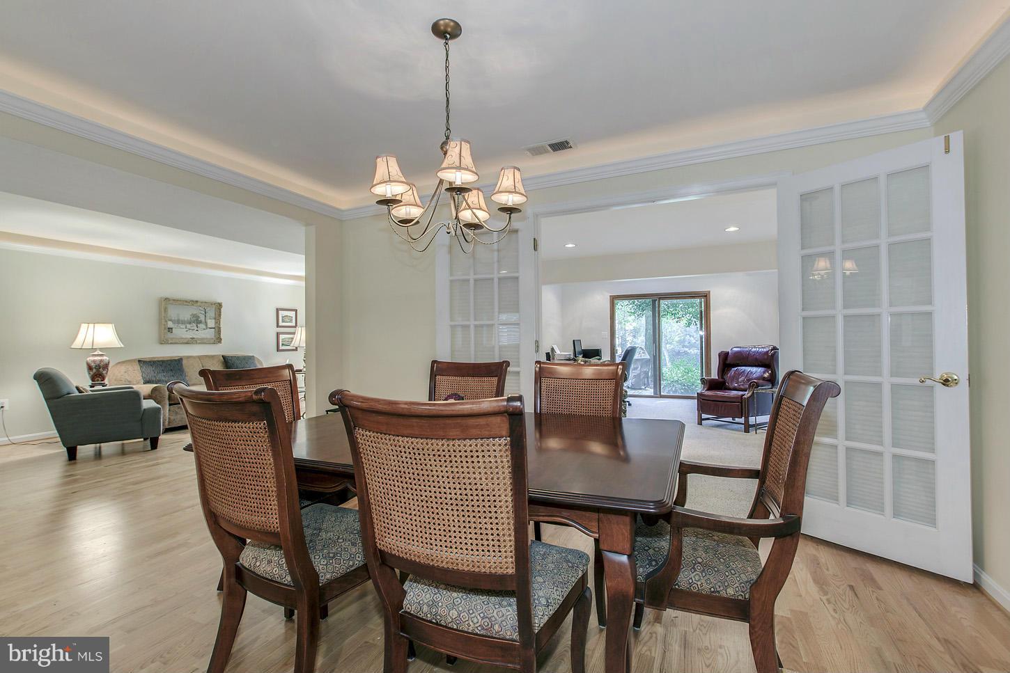 11719 Indian Ridge Road Reston, VA 20191 - Photo 8 of 29 Dining Room