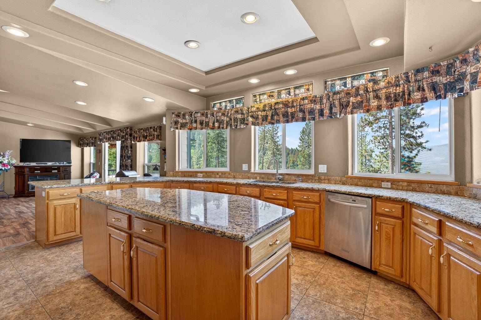 1601 Silver Queen Road Kettle Falls, WA 99141 - Photo 14 of 35