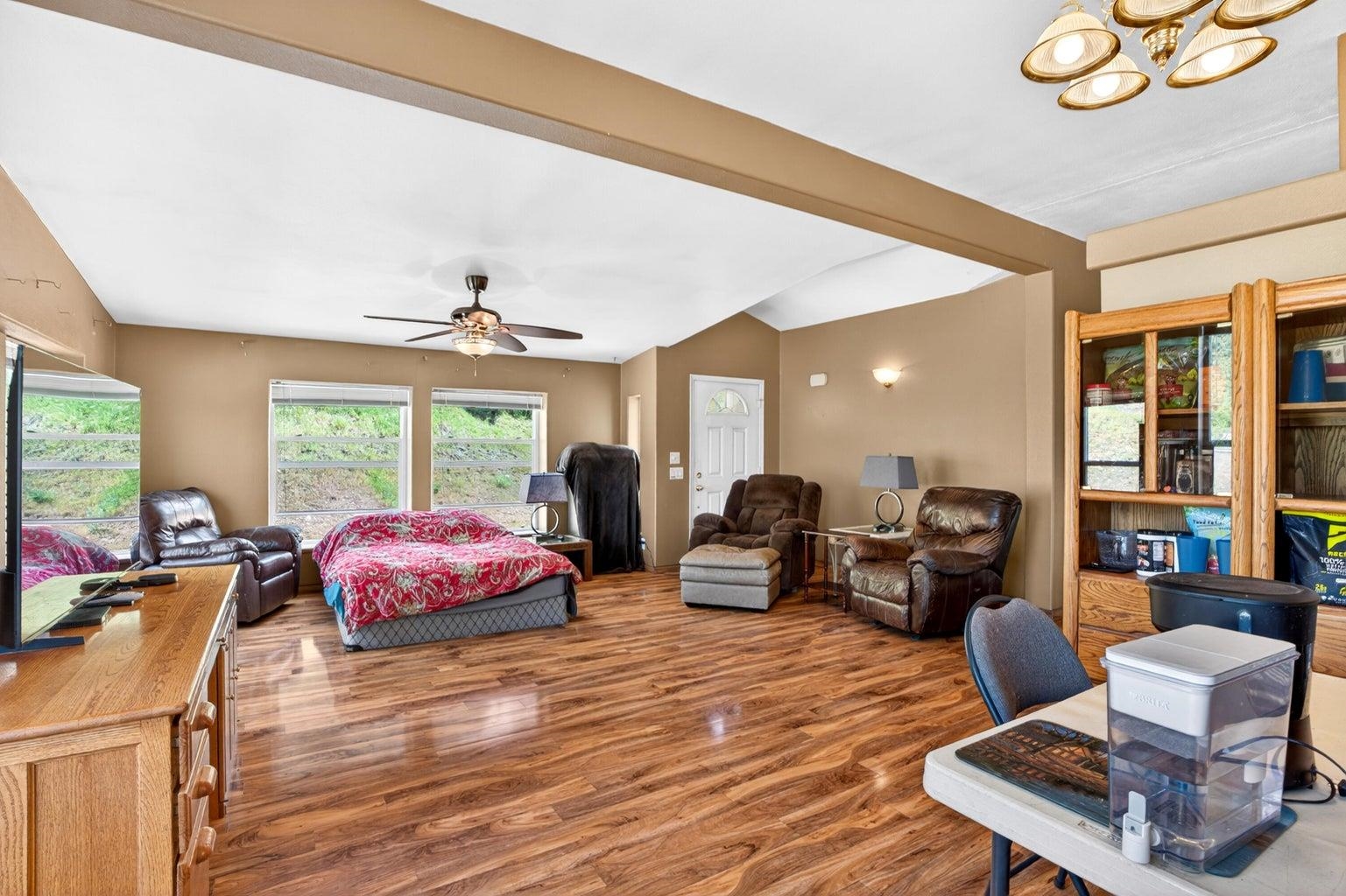 1601 Silver Queen Road Kettle Falls, WA 99141 - Photo 7 of 35
