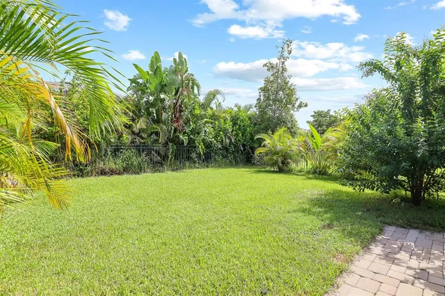 $550,000 | 14310 Barrington Stowers Drive, Lithia, FL 33547