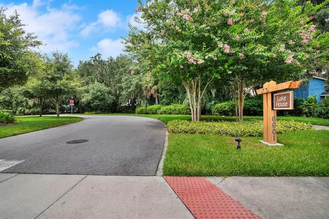 $550,000 | 14310 Barrington Stowers Drive, Lithia, FL 33547