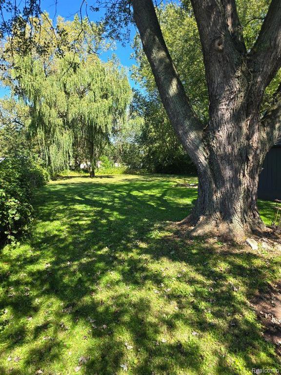 26170 Wick Road Taylor, MI 48180 - Photo 3 of 14 Gallery Image 3