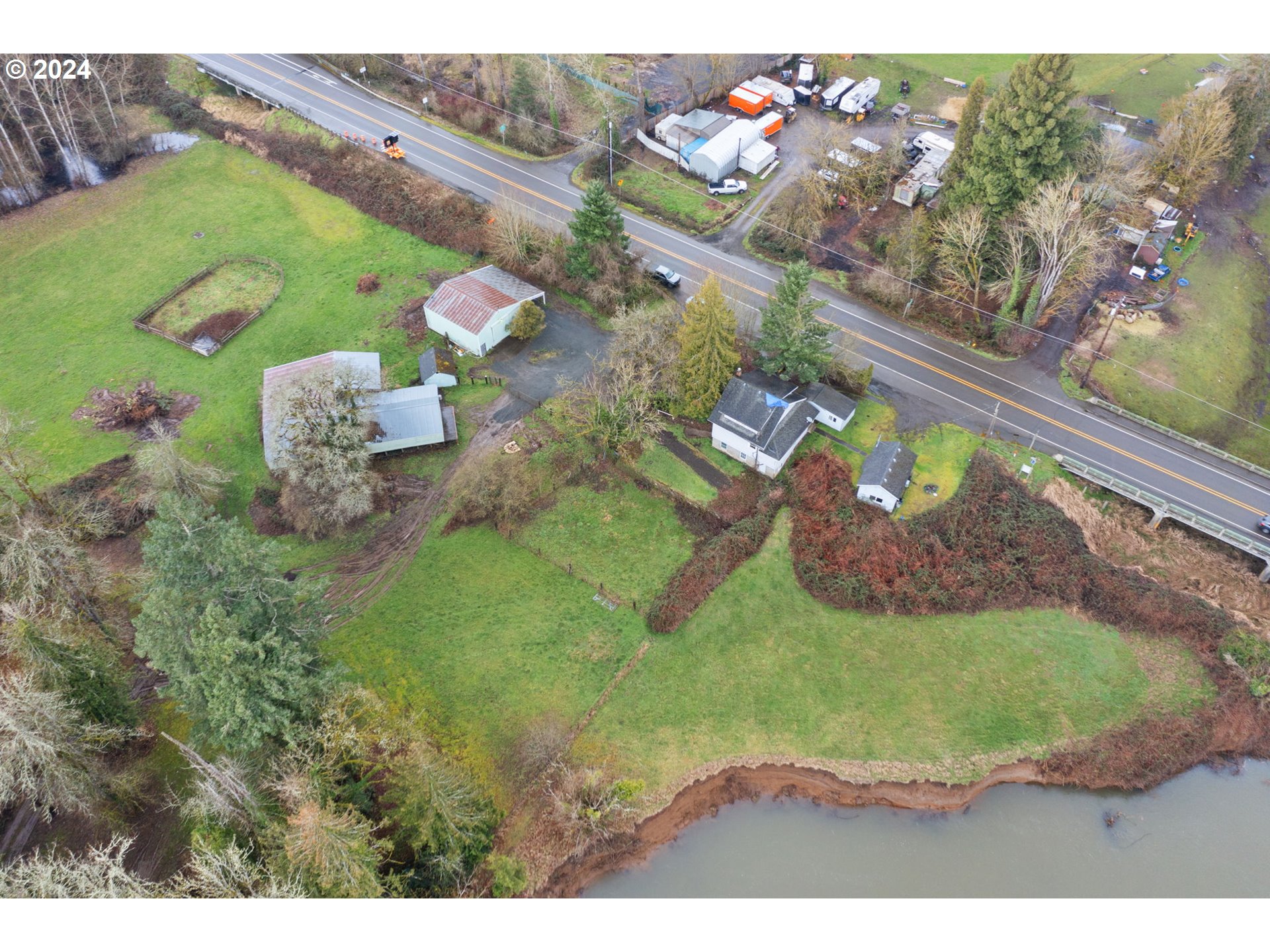 21788 Highway 99E Aurora, OR 97002 - Photo 31 of 40