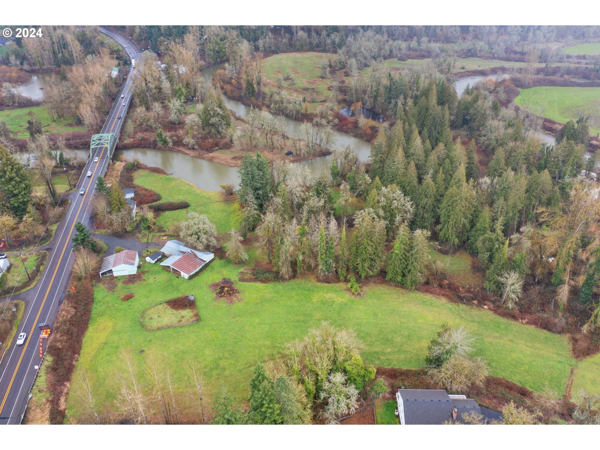 21788 Highway 99E Aurora, OR 97002 - Photo 32 of 40