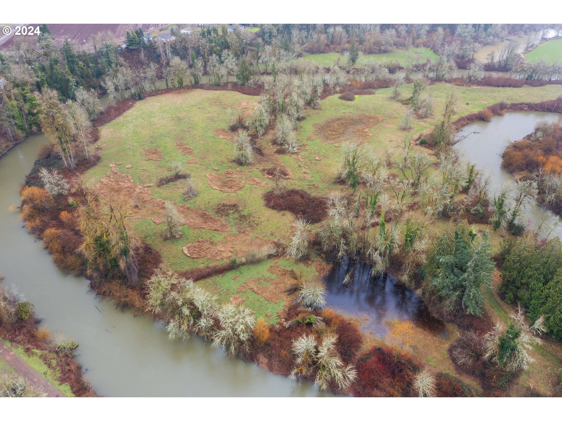 21788 Highway 99E Aurora, OR 97002 - Photo 34 of 40