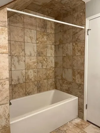 $2,895 | 1379 Lancaster Drive, Memphis, TN 38120