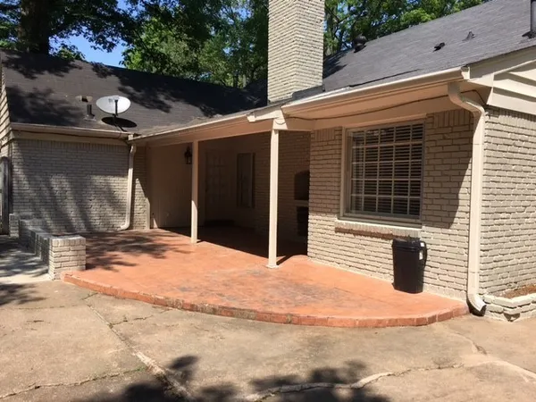 $2,895 | 1379 Lancaster Drive, Memphis, TN 38120