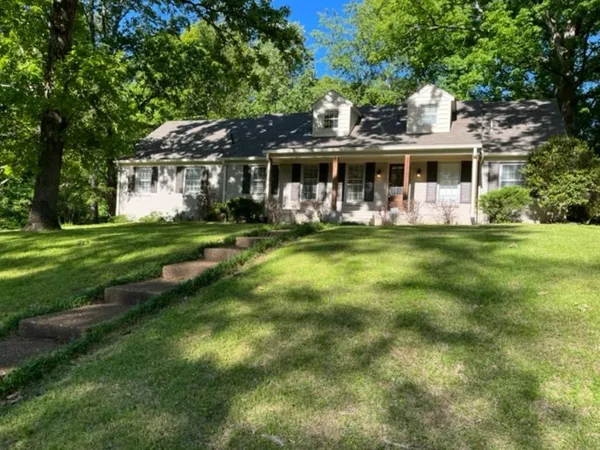 $2,895 | 1379 Lancaster Drive, Memphis, TN 38120
