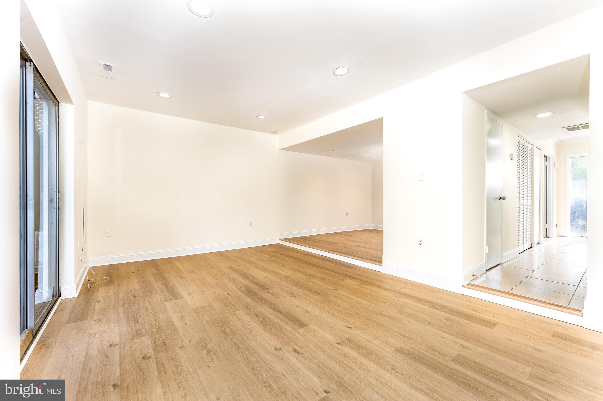 9453 Horizon Run Road, Unit 8F Montgomery Village, MD 20886 - Photo 13 of 26