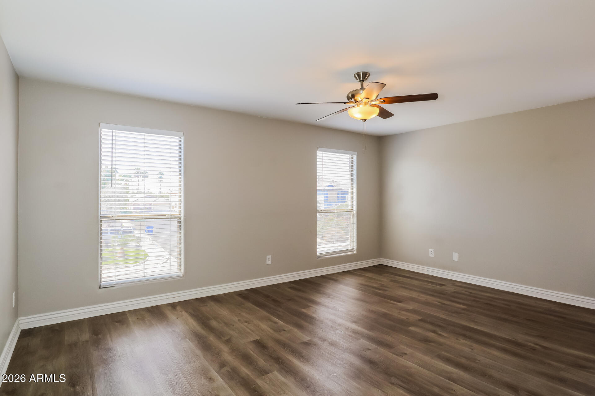 12706 West Desert Rose Road Avondale, AZ 85392 - Photo 9 of 17 010-photo-main-bedroom-14003150