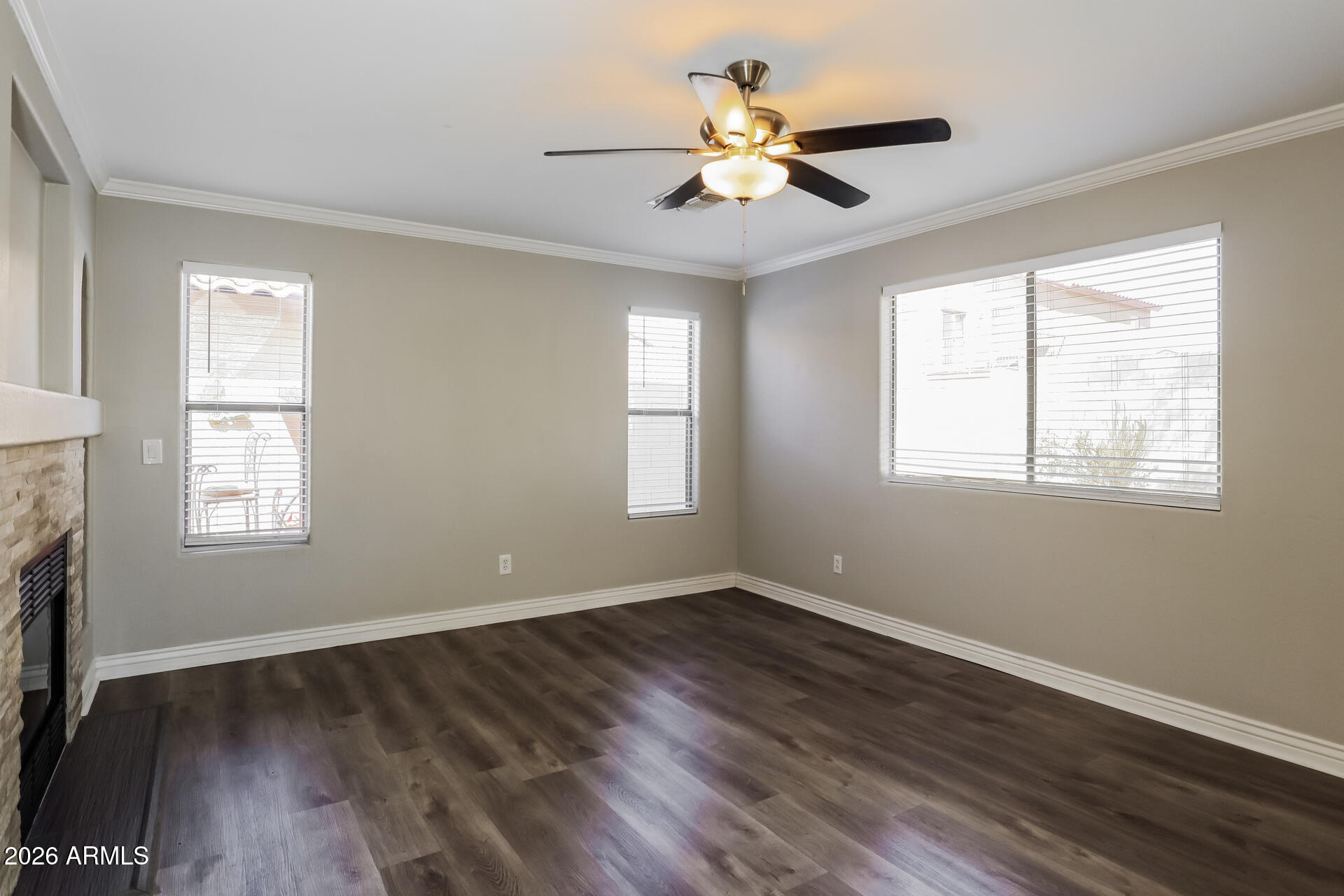 12706 West Desert Rose Road Avondale, AZ 85392 - Photo 7 of 17 008-photo-family-room-14003160