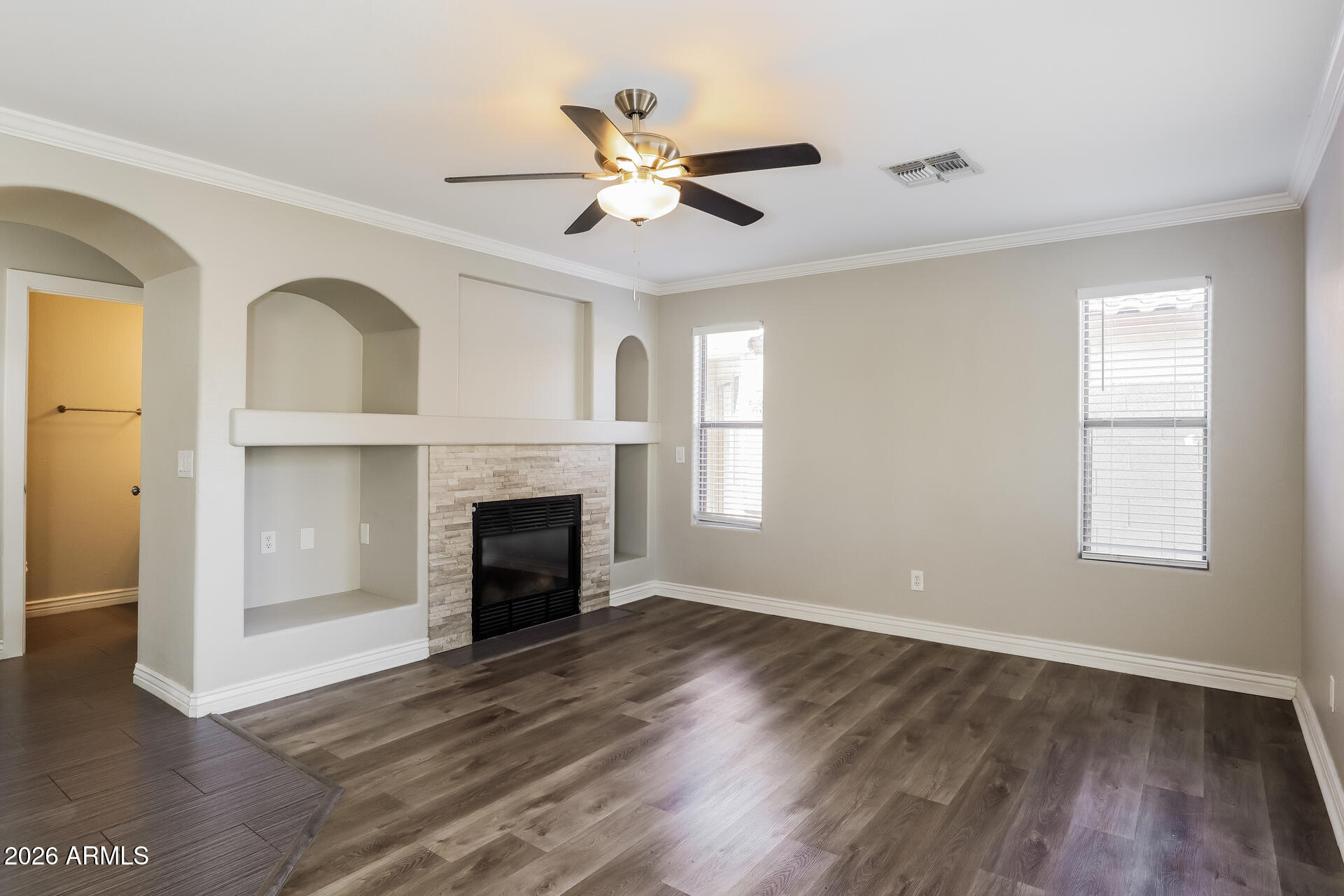 12706 West Desert Rose Road Avondale, AZ 85392 - Photo 8 of 17 009-photo-family-room-14003161