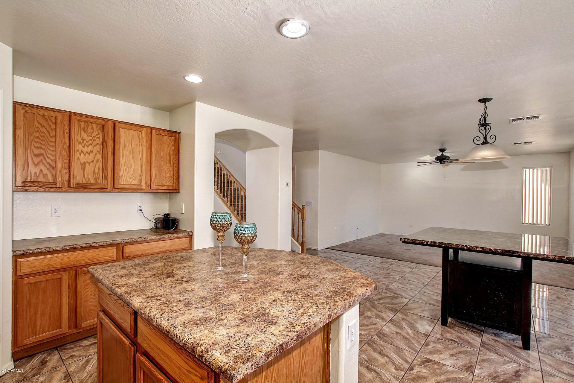 4407 West Maldonado Road Laveen, AZ 85339 - Photo 12 of 32 Kitchen