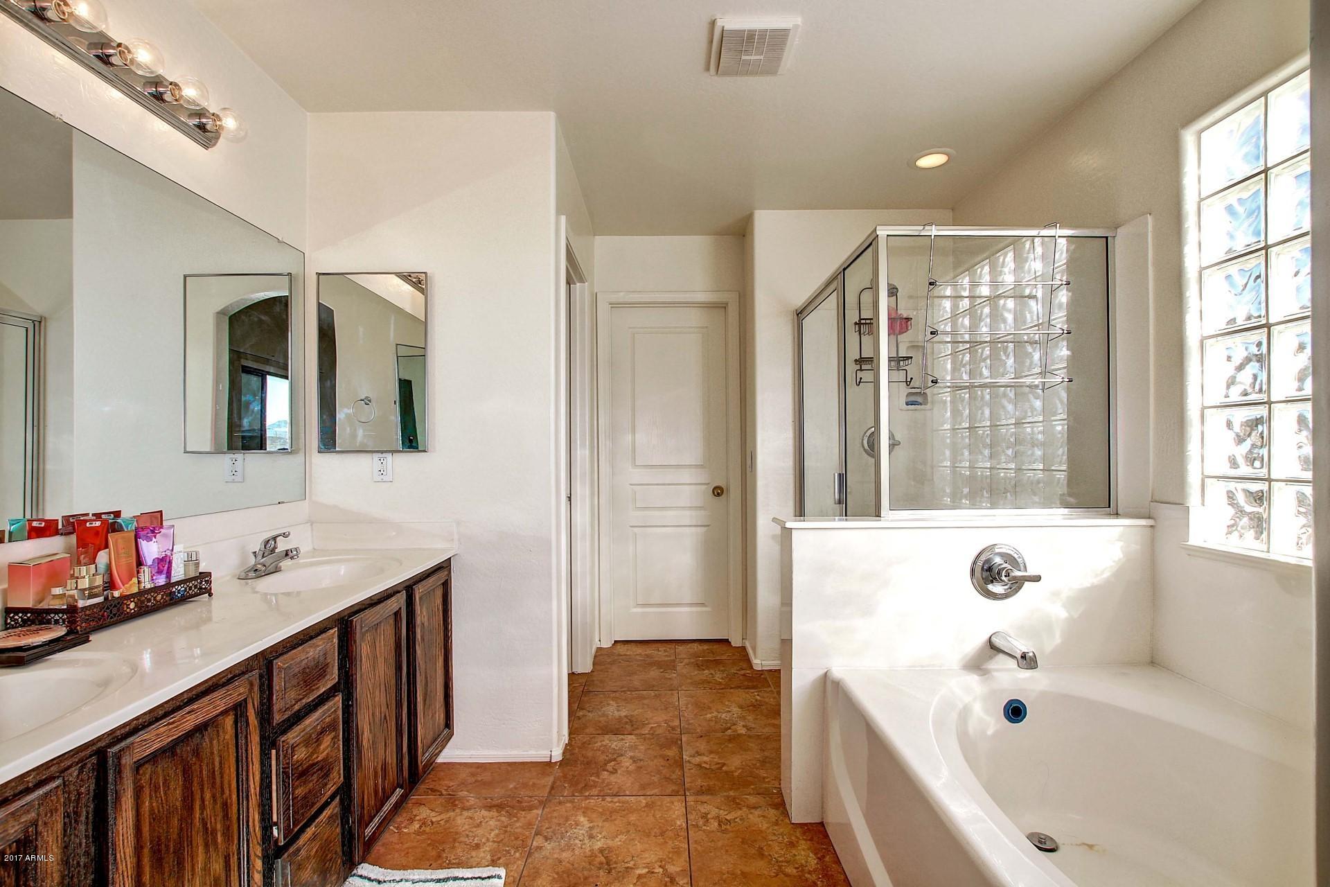 4407 West Maldonado Road Laveen, AZ 85339 - Photo 23 of 32 Master Suite