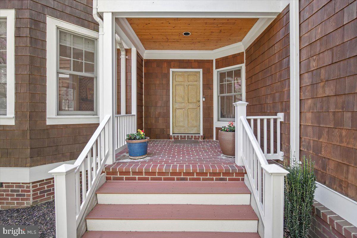 7616 Cabin Road Cabin John, MD 20818 - Photo 3 of 49 Gallery Image 3