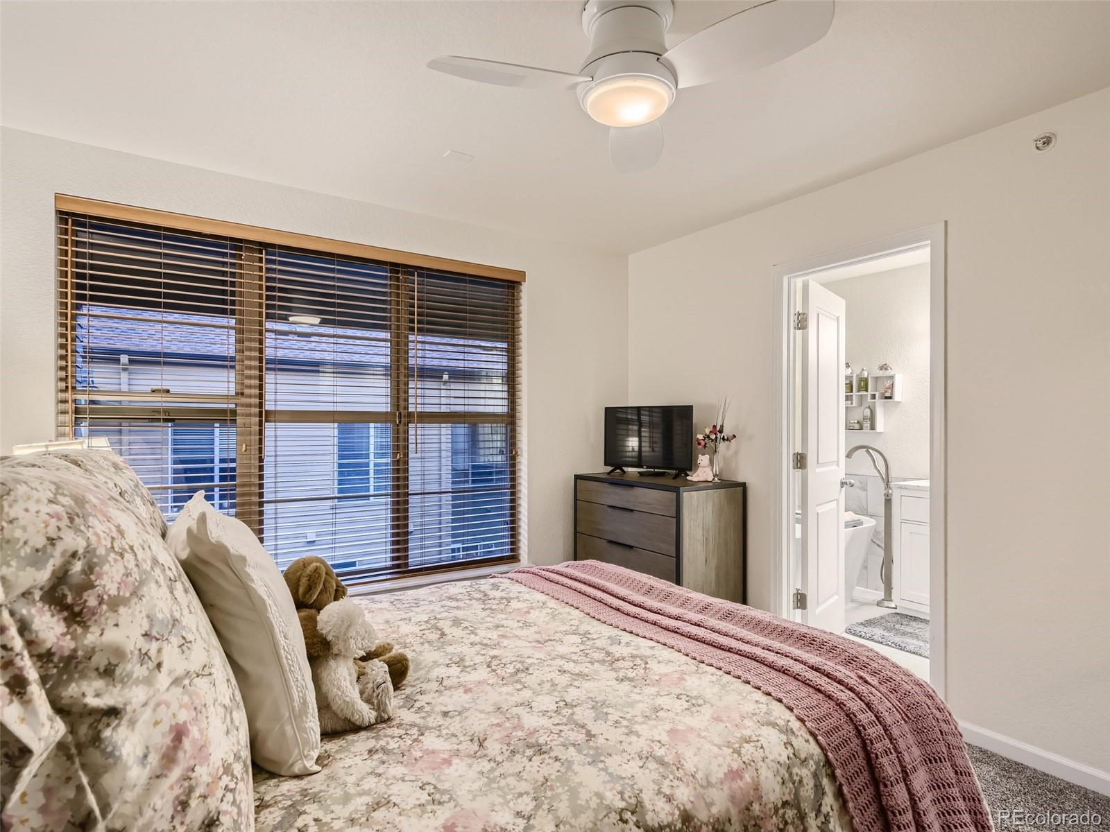 416 South Reed Court Lakewood, CO 80226 - Photo 13 of 28