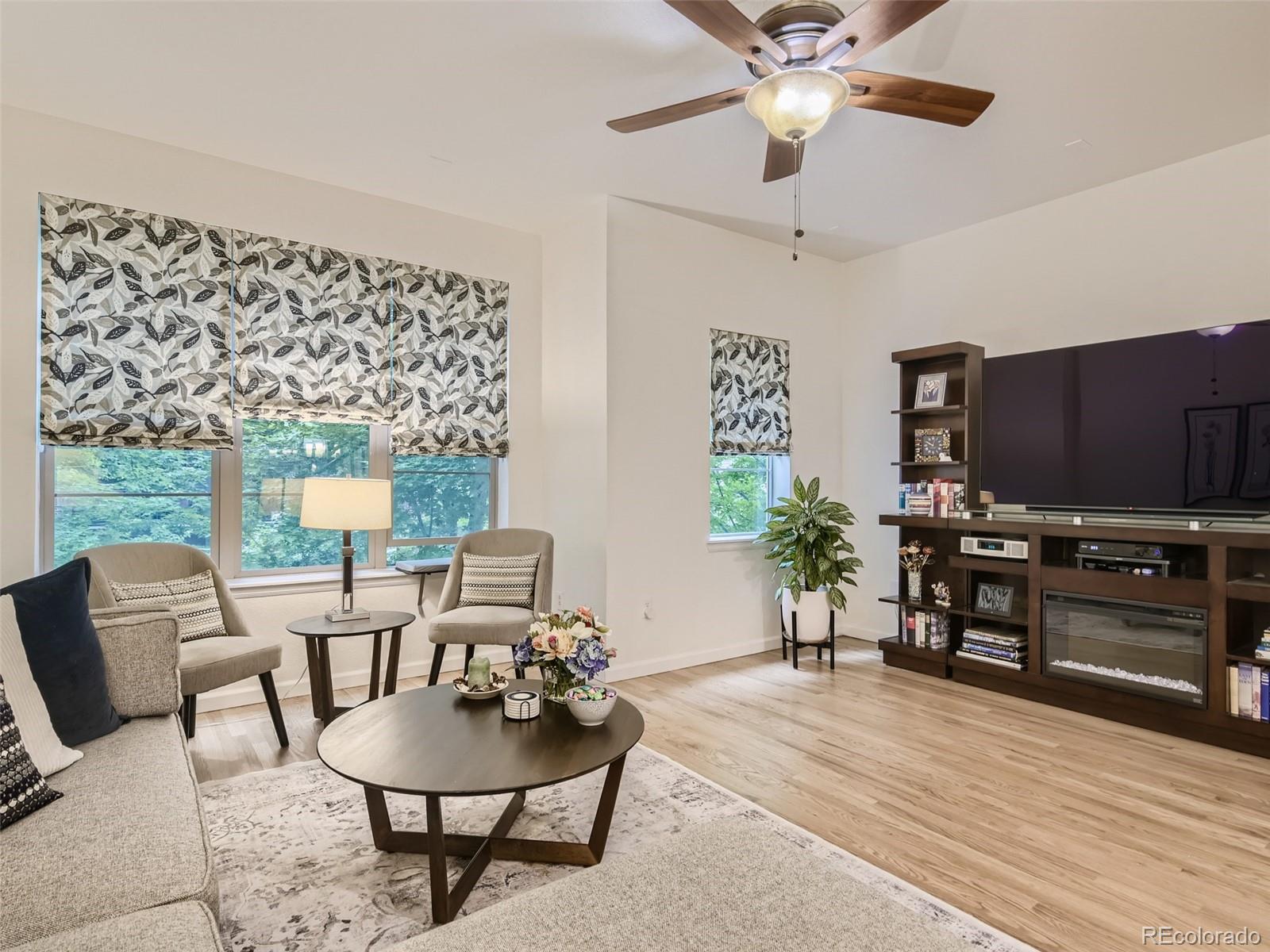 416 South Reed Court Lakewood, CO 80226 - Photo 4 of 28