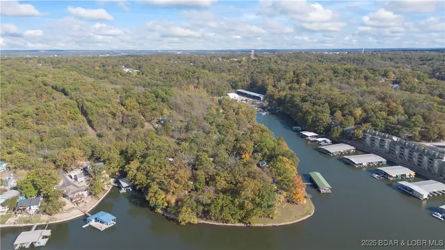 $18,000,000 | 6390 Ranch Drive, Osage Beach, MO 65065