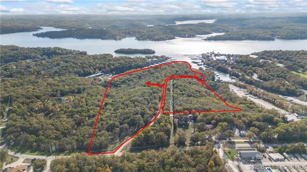 $18,000,000 | 6390 Ranch Drive, Osage Beach, MO 65065