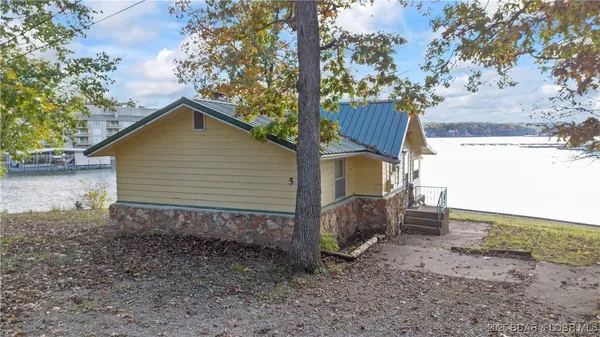 $18,000,000 | 6390 Ranch Drive, Osage Beach, MO 65065