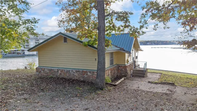 $18,000,000 | 6390 Ranch Drive, Osage Beach, MO 65065