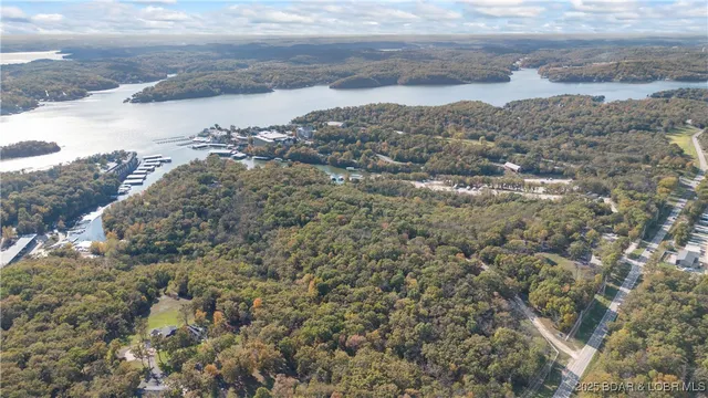 $18,000,000 | 6390 Ranch Drive, Osage Beach, MO 65065