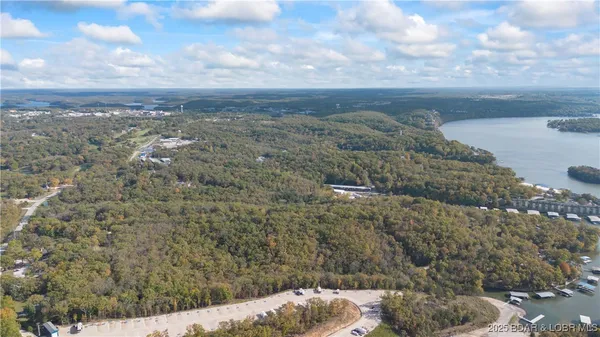 $18,000,000 | 6390 Ranch Drive, Osage Beach, MO 65065