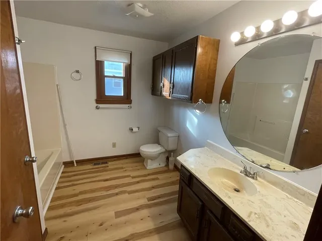 $195,000 | 107 East Pleasant Street, Butler, MO 64730