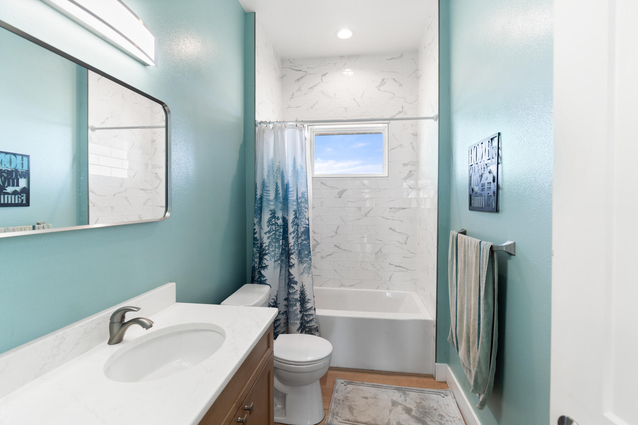 134 Beatty Spur Road Sheridan, WY 82801 - Photo 15 of 30 2nd Bathroom