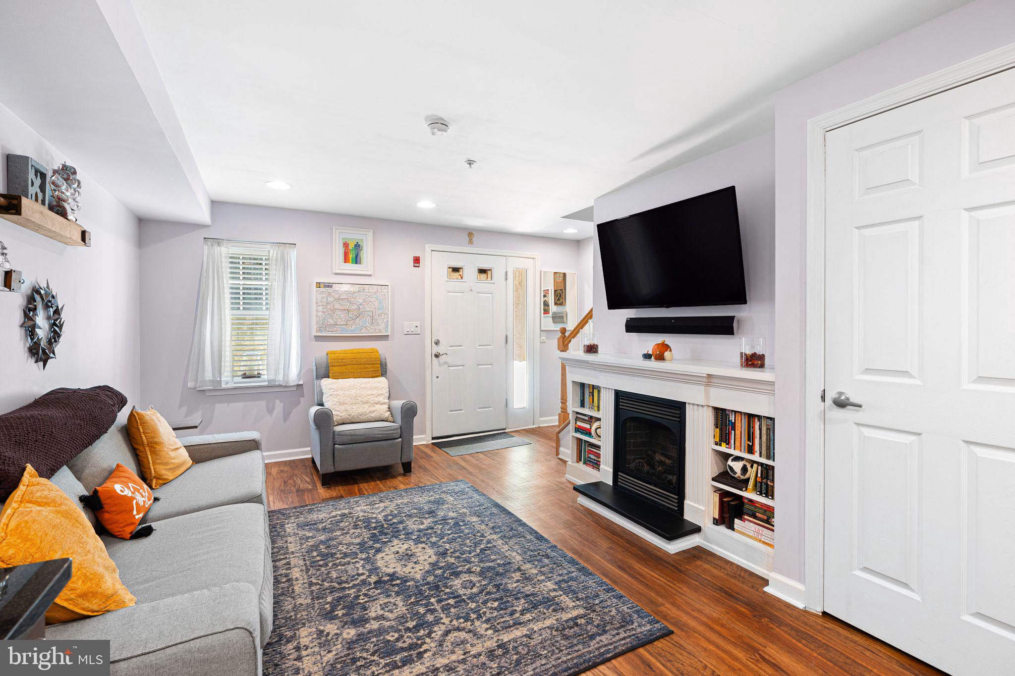 1027 North 4th Street, Unit K Philadelphia, PA 19123 - Photo 7 of 15