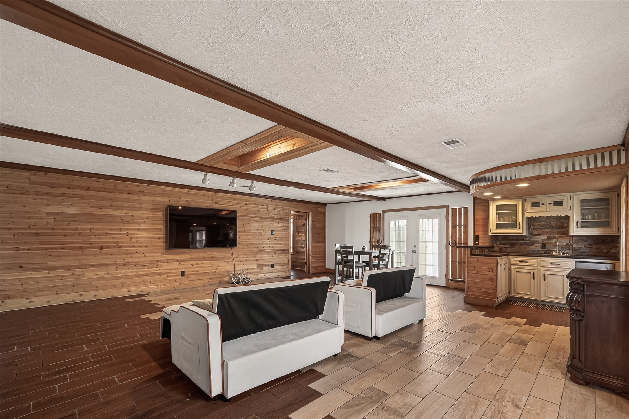 7715 County Road 383 Rosharon, TX 77583 - Photo 16 of 50