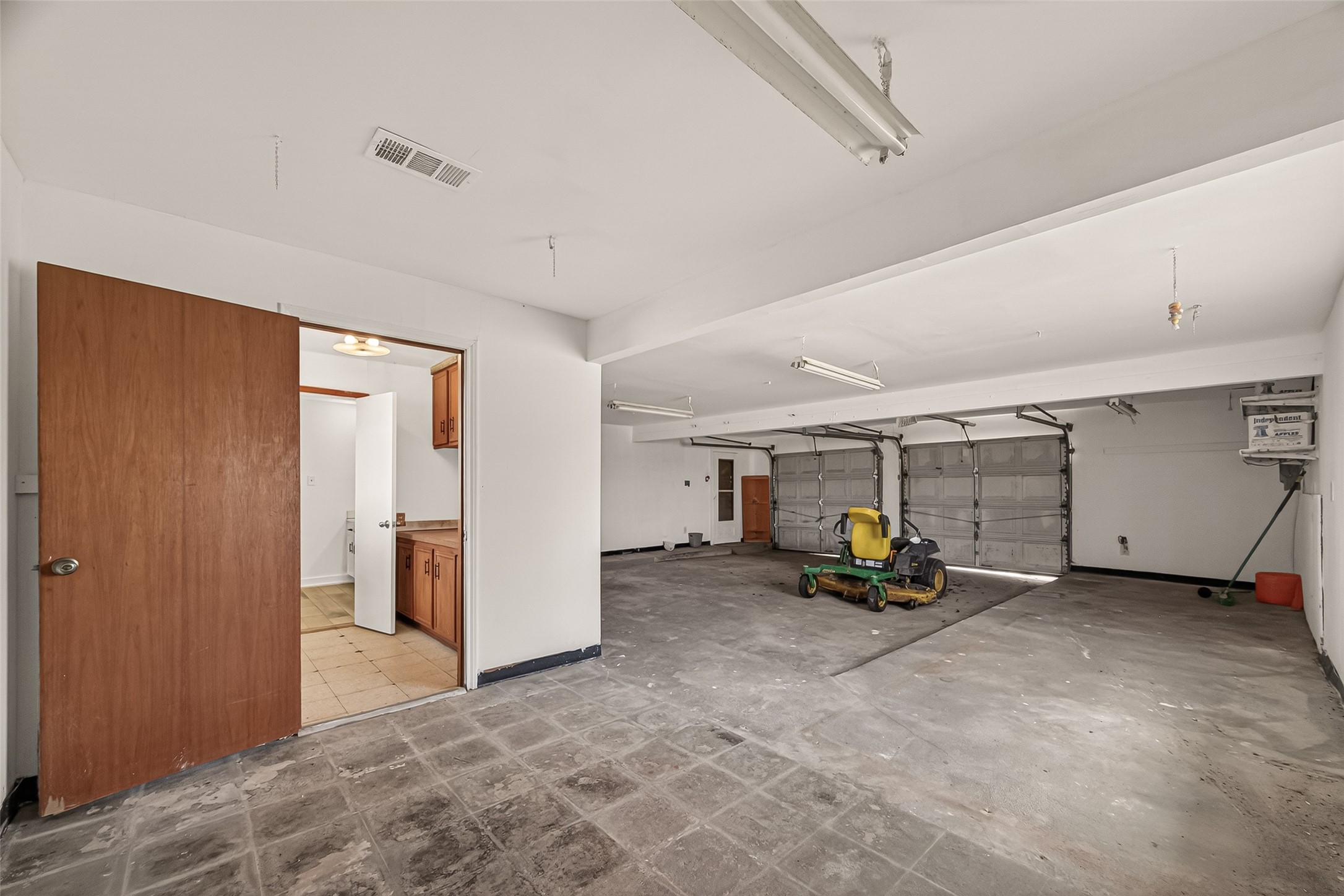 7715 County Road 383 Rosharon, TX 77583 - Photo 40 of 50