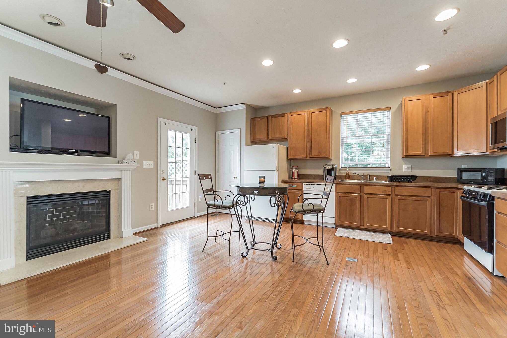 5076 Kemsley Court Rosedale, MD 21237 - Photo 4 of 9 Gallery Image 4