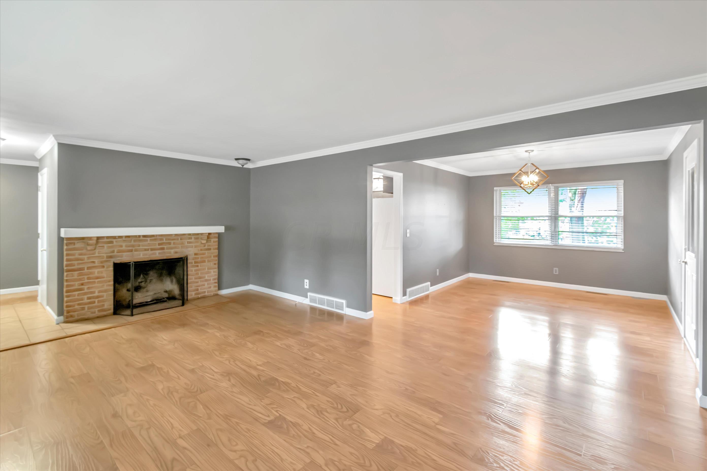 415 James Road Columbus, OH 43230 - Photo 8 of 36 F8_415JamesRd_07