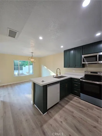 $3,800 | 919 Creekside Drive, Fullerton, CA 92833