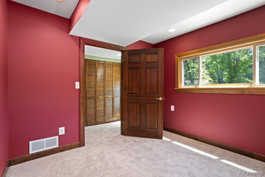 1794 South Hughes Road Brighton, MI 48114 - Photo 28 of 41