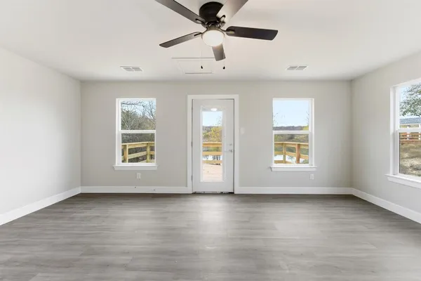 $2,500 | 158 Private Road 1758, Chico, TX 76431