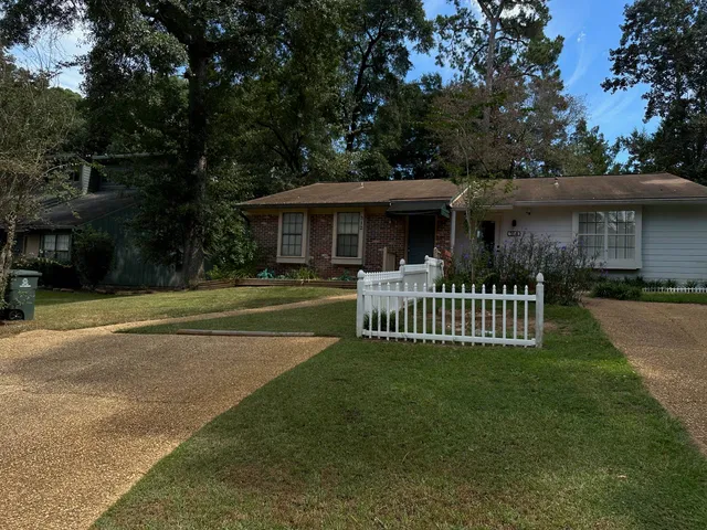 $195,000 | 312 Whetherbine Way East, Tallahassee, FL 32301