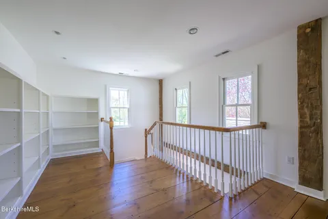 $2,150,000 | 304 Hickey Hill Road, Sheffield, MA 01257