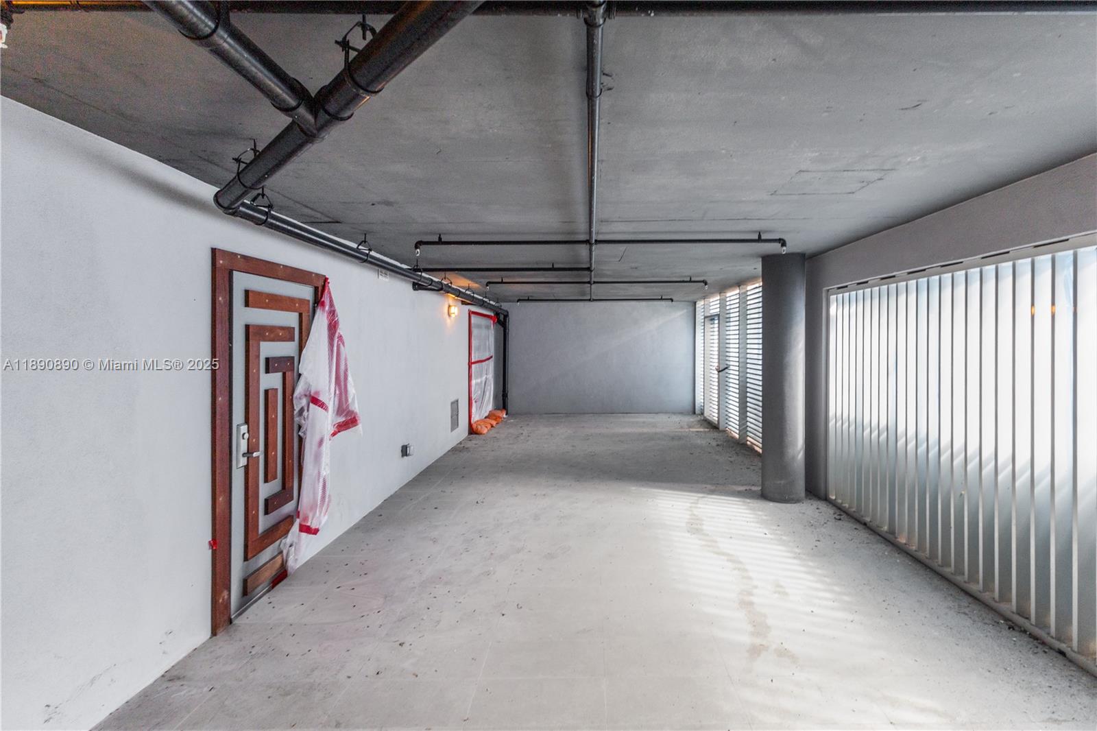 650 Northeast 32nd Street, Unit BH7 Miami, FL 33137 - Photo 25 of 53 a view of small space