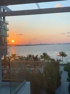 $3,000,000 | 650 Northeast 32nd Street, Unit BH7, Miami, FL 33137