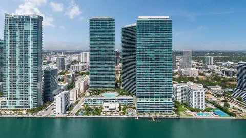 $3,000,000 | 650 Northeast 32nd Street, Unit BH7, Miami, FL 33137
