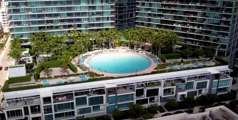 $3,000,000 | 650 Northeast 32nd Street, Unit BH7, Miami, FL 33137