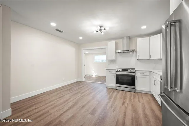 $2,695 | 937 A 4th Avenue South, Jacksonville Beach, FL 32250