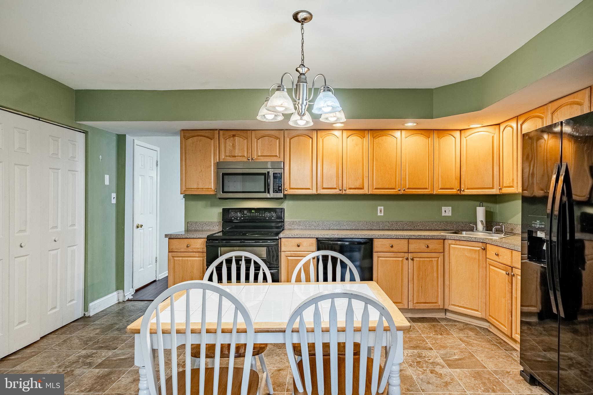 2021 Fort Bevon Road Harleysville, PA 19438 - Photo 15 of 35 Gallery Image 15